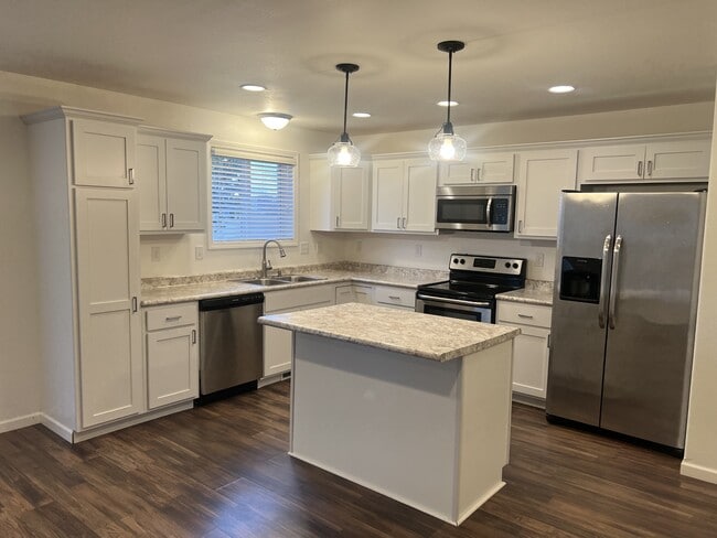 Building Photo - 5954 36th St S