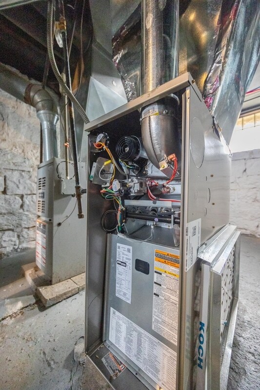 Building Photo - 2257 E 80th St