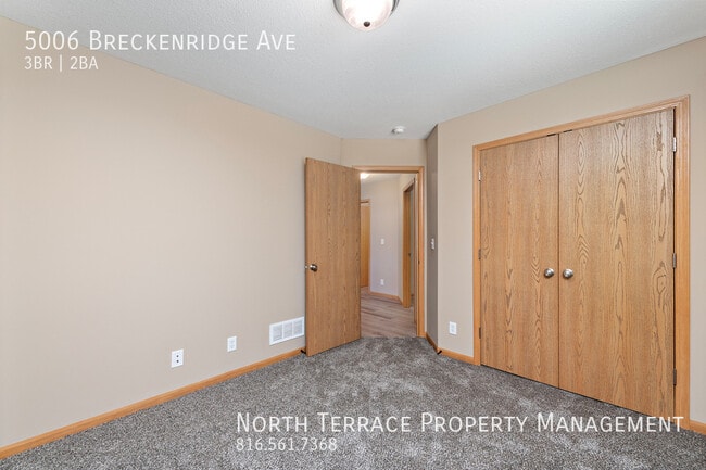 Building Photo - Use your RENT SPECIAL to lower your monthl...