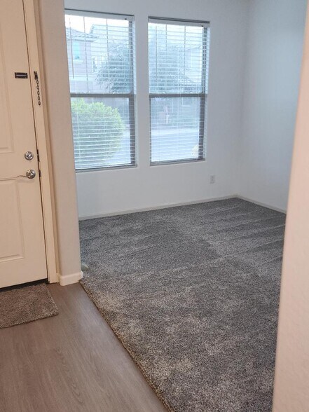 Bonus Room Next to Front Door - 40768 W Rio Grande Dr