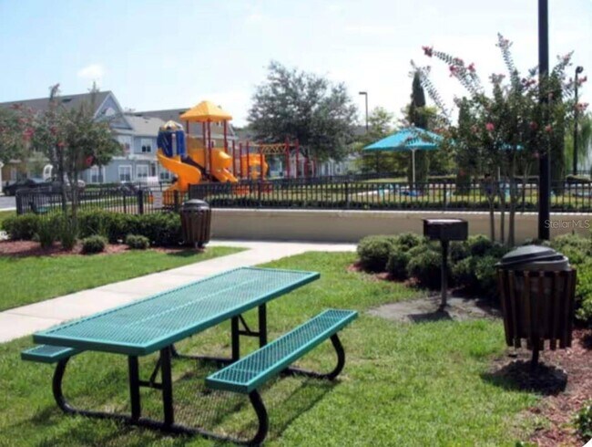 Building Photo - 4019 Venetian Bay Dr