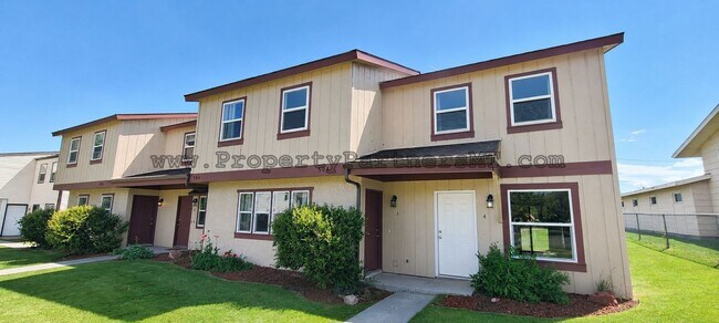 Building Photo - 504 S 20th Ave
