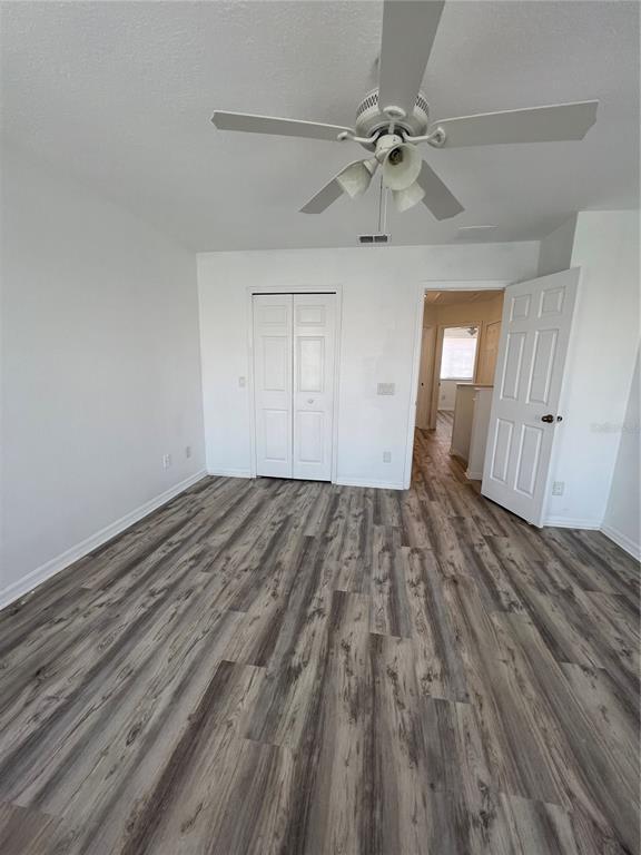 Building Photo - 1205 S Beach Cir