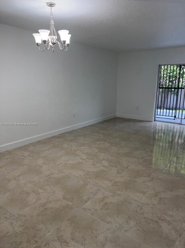 Building Photo - 2670 W 76th St