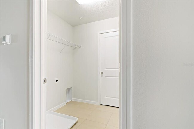 Building Photo - 14213 Sapelo Beach Dr