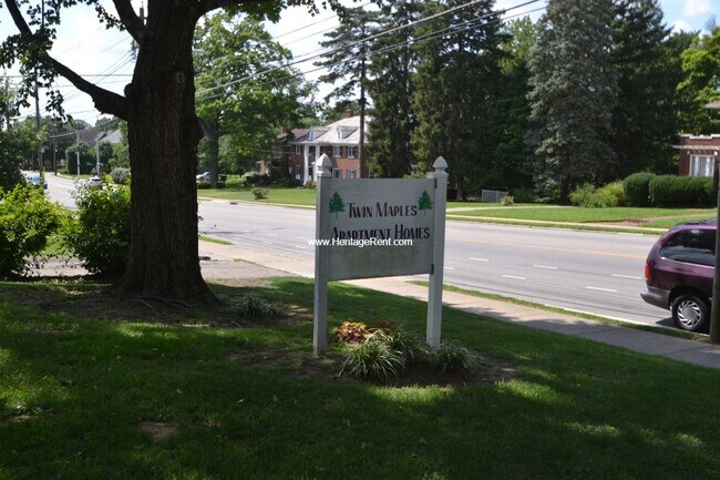 Building Photo - 6330 Montgomery Rd