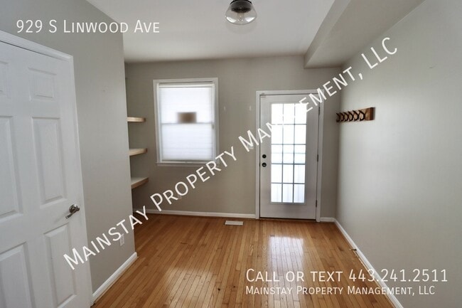 Building Photo - 929 S Linwood Ave