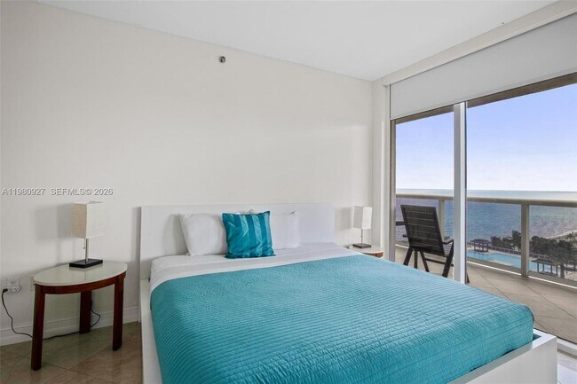 Building Photo - 1830 S Ocean Dr