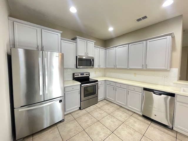 Building Photo - 2216 Betsy Ross Ln