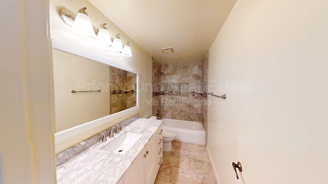 Building Photo - 13274 Creek Park Ln