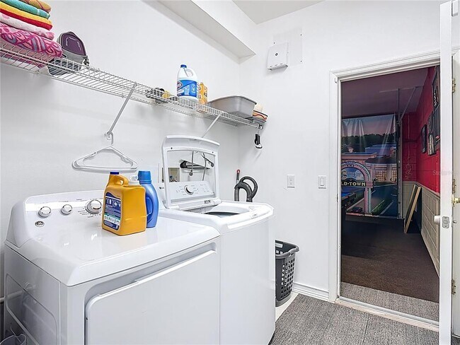 Building Photo - 4608 Cumbrian Lakes Dr