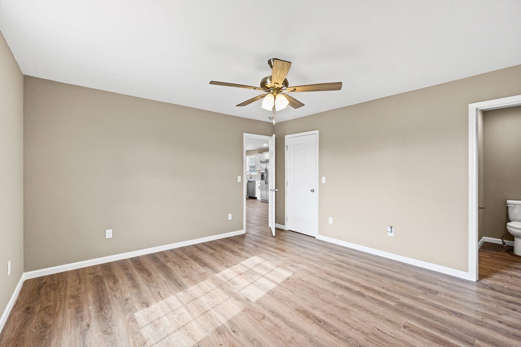 Building Photo - 5445 Window Cliff Rd