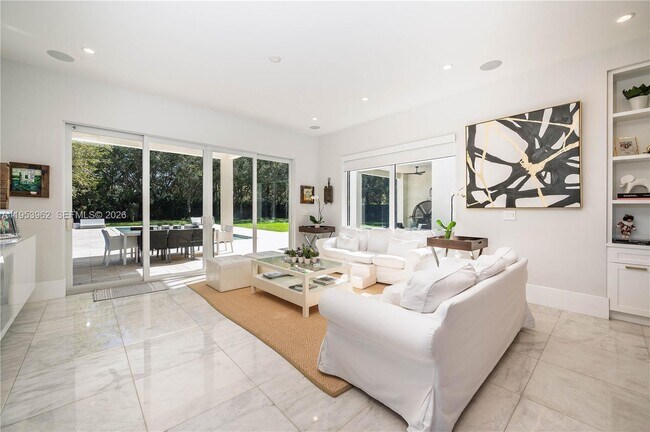 Building Photo - 6355 SW 114th St