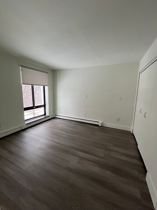 Building Photo - 7290 W Dean Rd