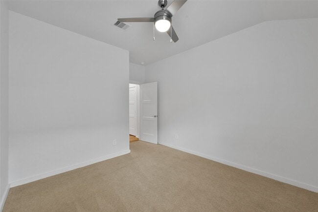 Building Photo - 14213 Wonder Lake Ln