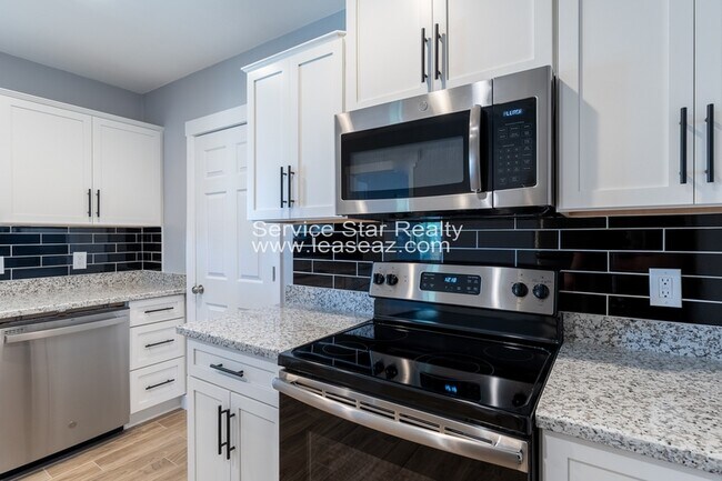 Building Photo - 4144 N 3rd Ave