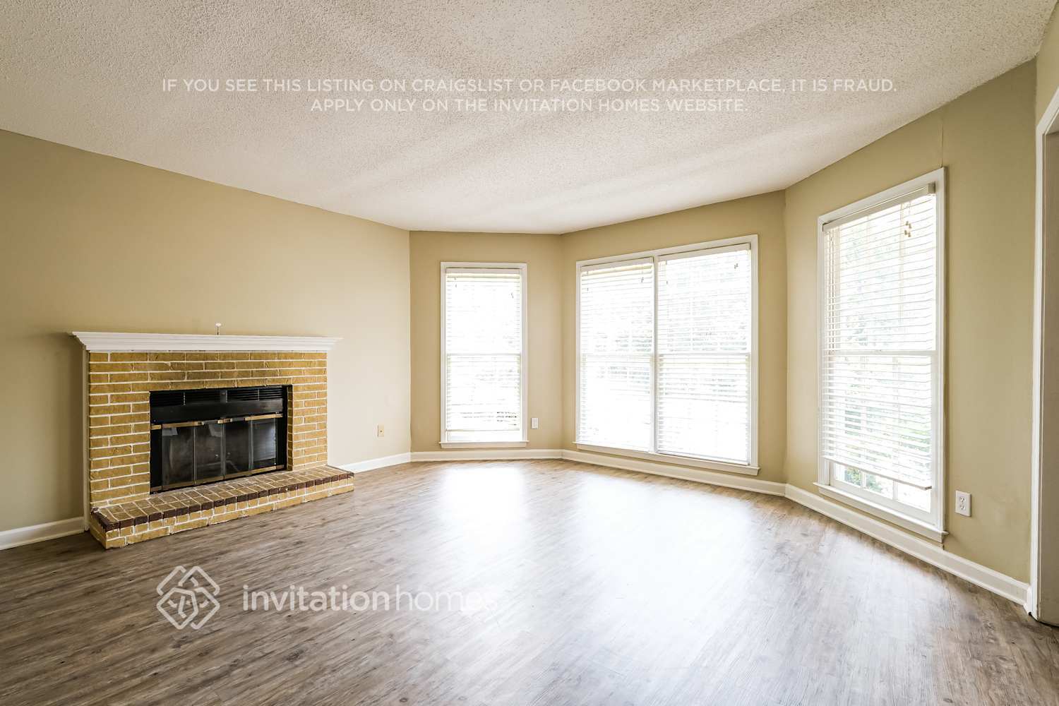 Building Photo - 4896 High Forest Dr
