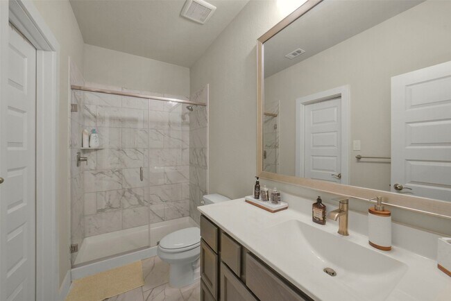 Building Photo - 23610 Iris Field Ct