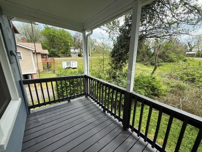 Building Photo - 1710 15th St