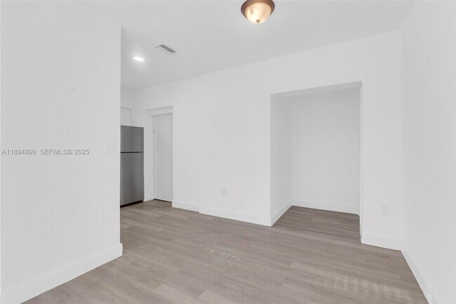 Building Photo - 3051 NW 77th St