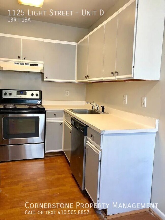 Building Photo - 1125 Light St