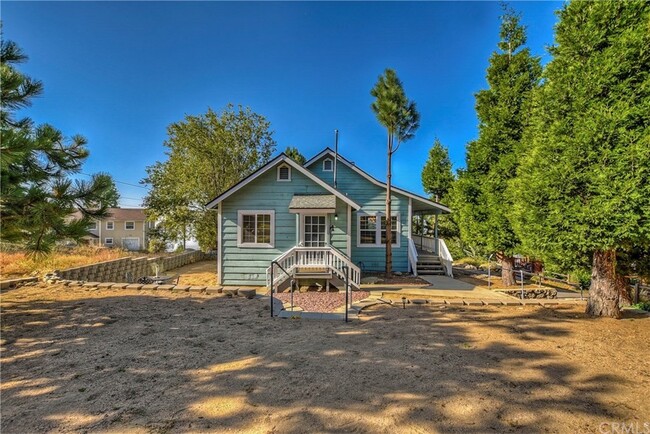 Building Photo - 1165 Saturn Way