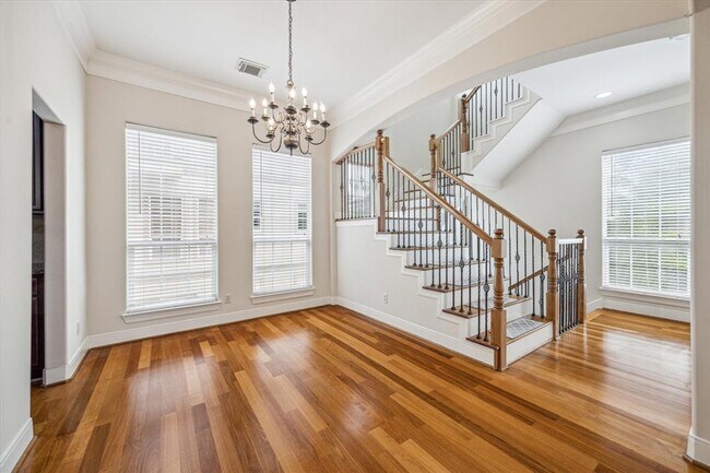 Building Photo - 1316 Birdsall St