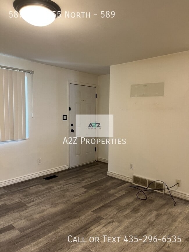 Building Photo - 587/589 E 55 North - 589-