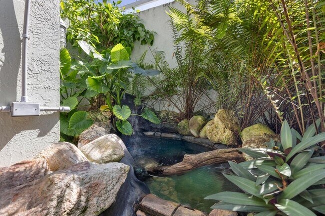 Building Photo - 13525 Brixham St