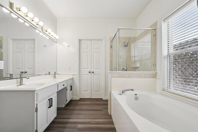 Building Photo - 17917 Worley Dr