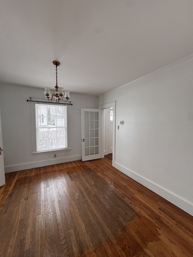 Building Photo - 92 Gage St