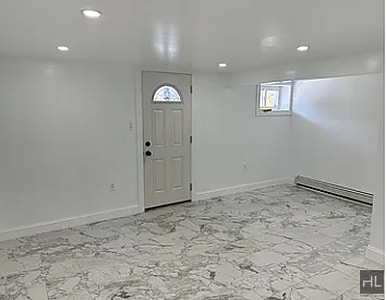 Building Photo - 128 STREET