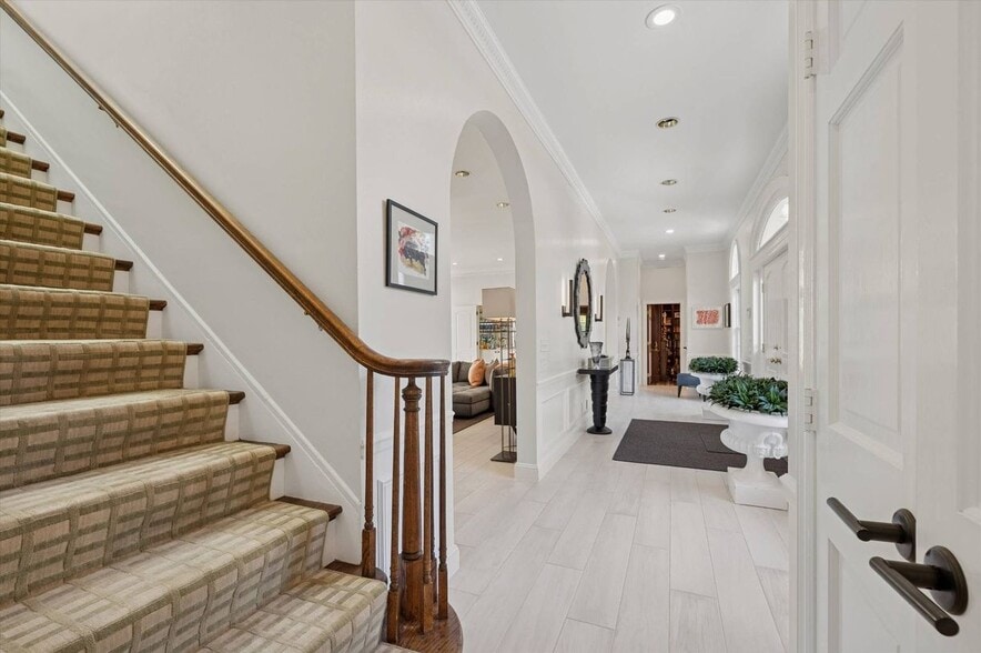 Building Photo - 31 Terry Ct