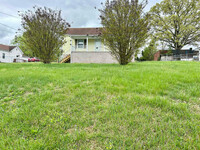 Building Photo - 1404 Fieldcrest Rd