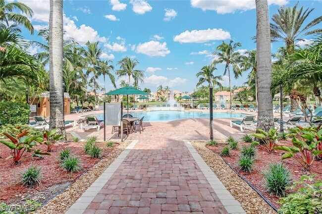 Building Photo - 1210 Wildwood Lakes Blvd