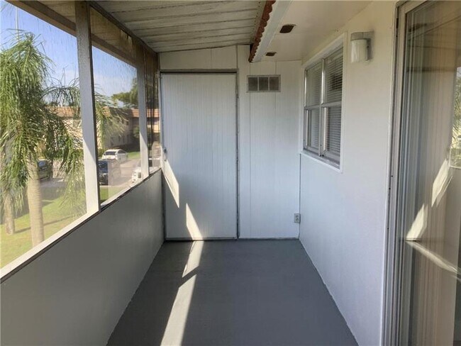 Building Photo - 189 Saxony Trail