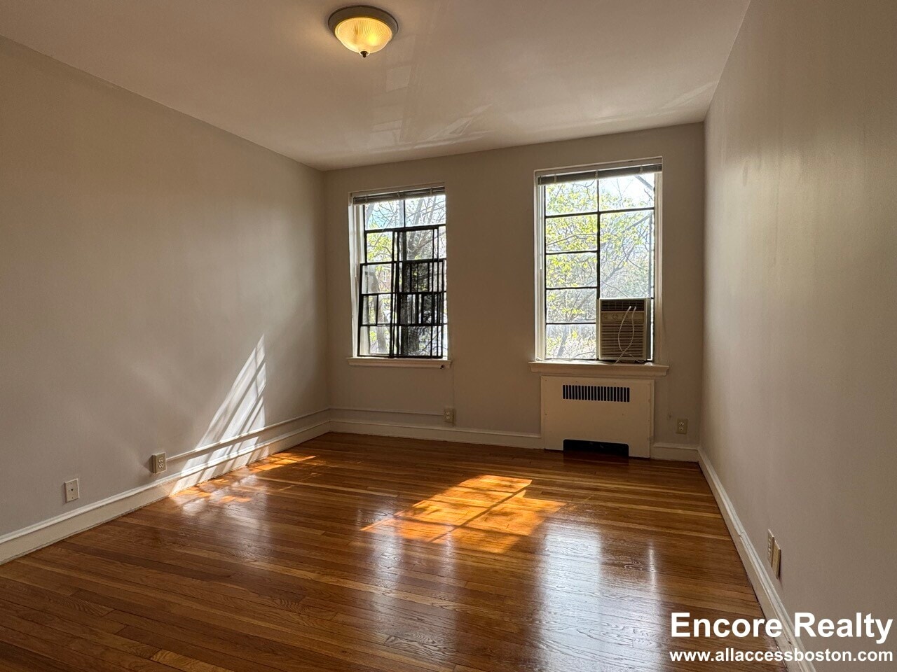 Building Photo - 111 Longwood Ave