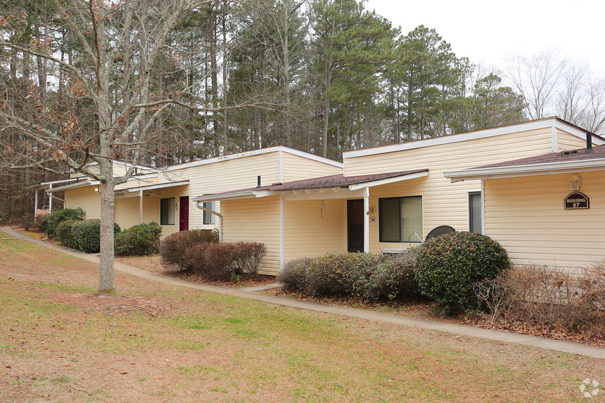 Primary Photo - Vineyard Pointe Apartments