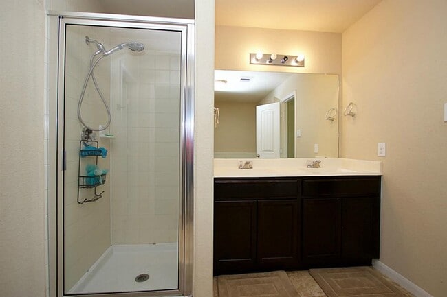 Building Photo - 9326 Limestone Ranch Ln