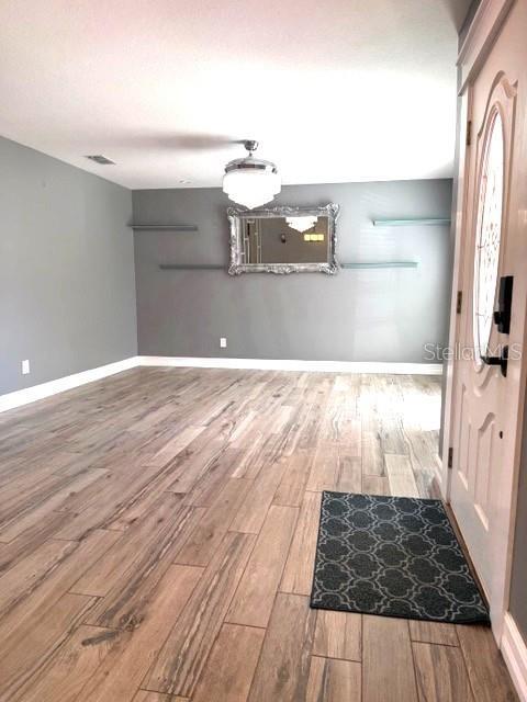 Building Photo - 1326 Peachfield Dr