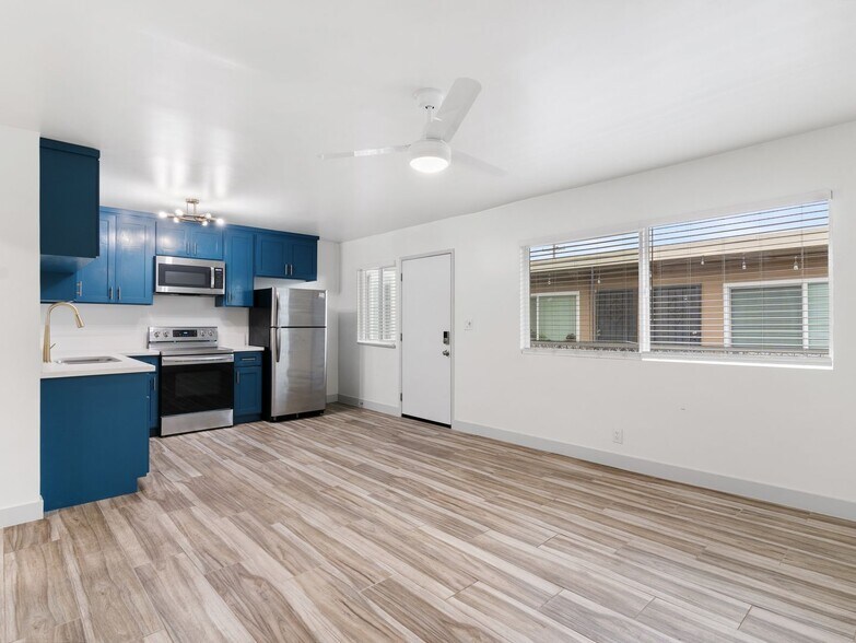 Building Photo - 1332 Walnut Ave