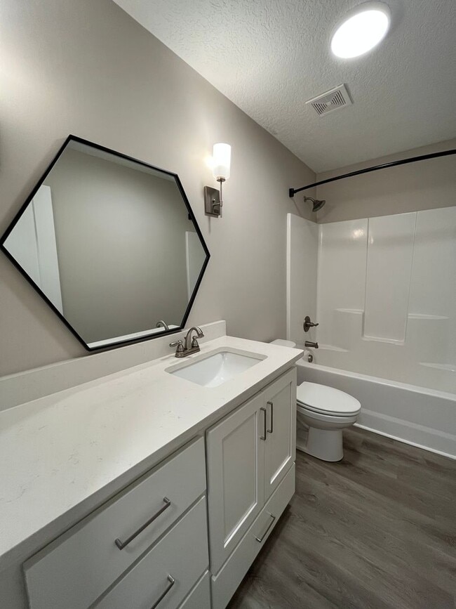 Building Photo - 3276 Kelsee Cir
