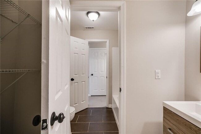 Building Photo - 960 N Grand Ave NW