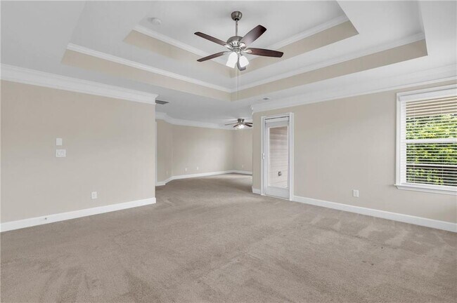 Building Photo - 3295 Carrick Rd