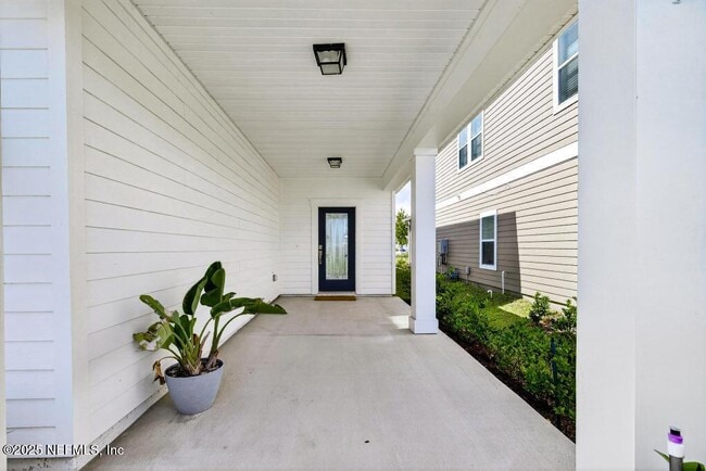 Building Photo - 542 Silver Landing Dr