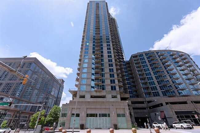 Building Photo - 400 W Peachtree St NW