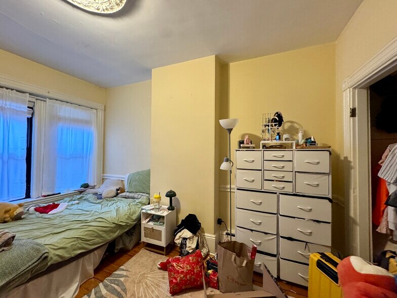 Building Photo - 1512 Tremont St