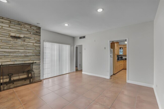 Building Photo - 1439 Miller Rd