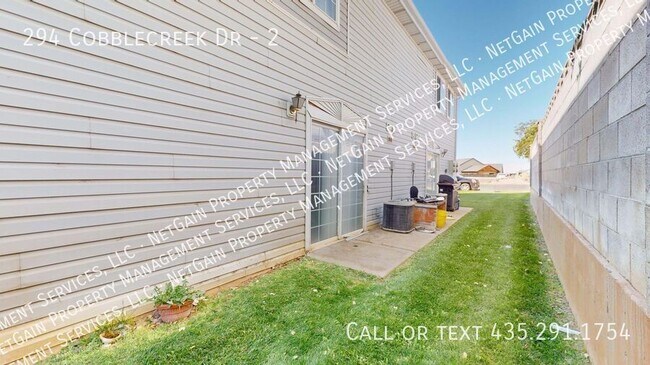 Building Photo - 294 E Cobblecreek Dr