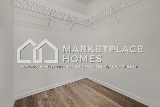 Building Photo - 3028 Dairy Farm Dr